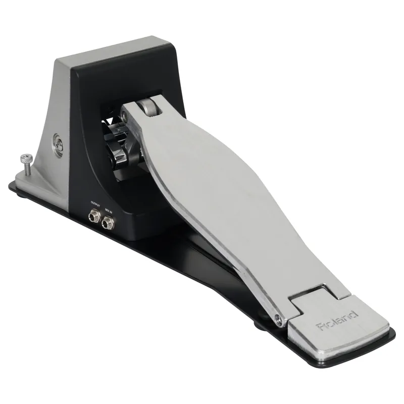 Begränsat antal Roland KT-10 kick trigger pedal